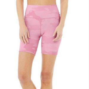 Alo Yoga Vapor Shorts 7”